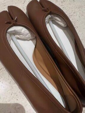Maison Martin Margiela brown flats